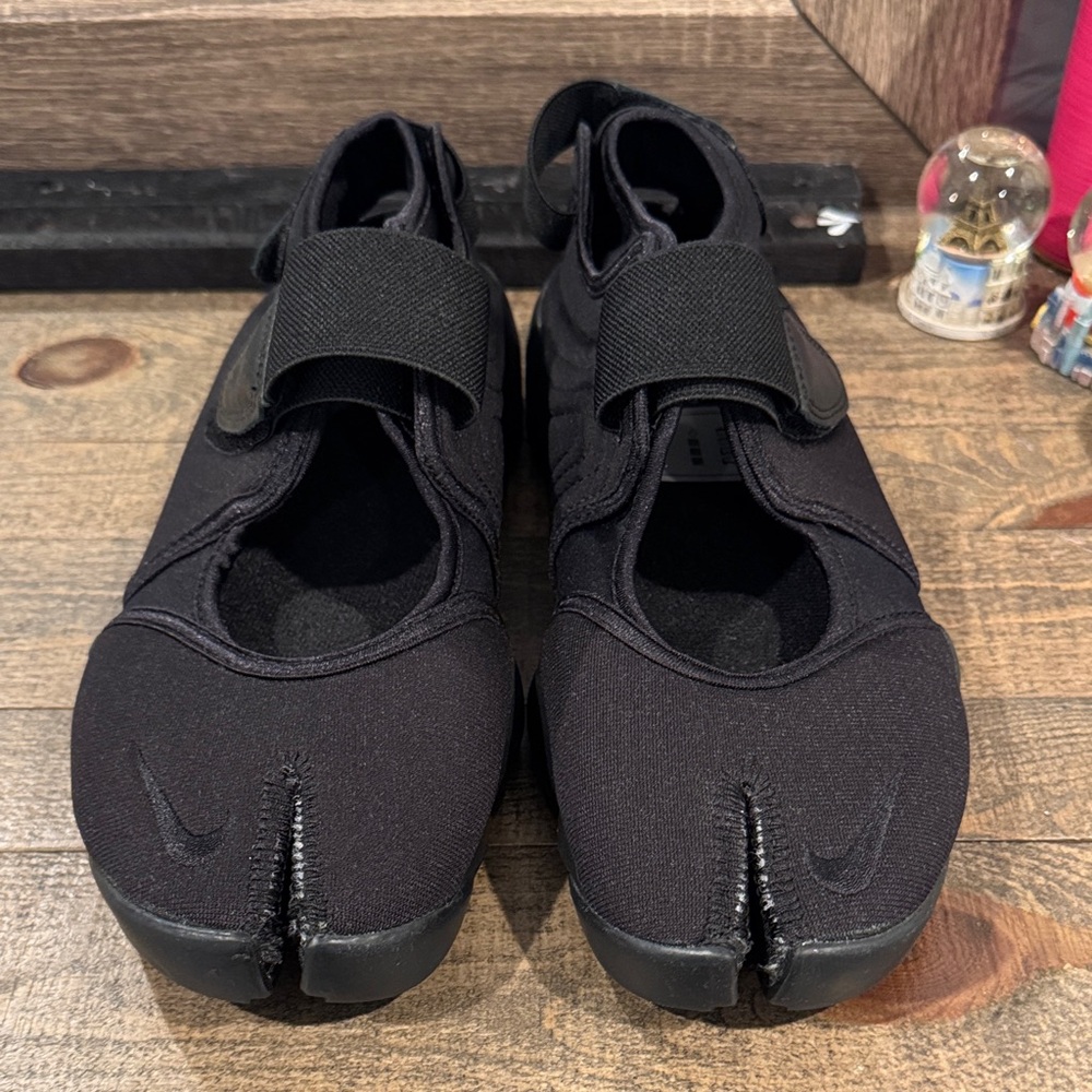 Nike Black Split-Toe Footwear